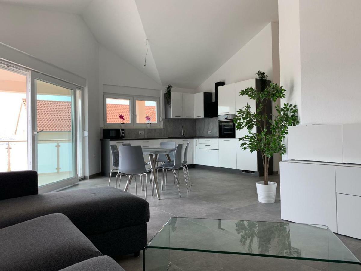 Valjan Apartmani Trogir Extérieur photo